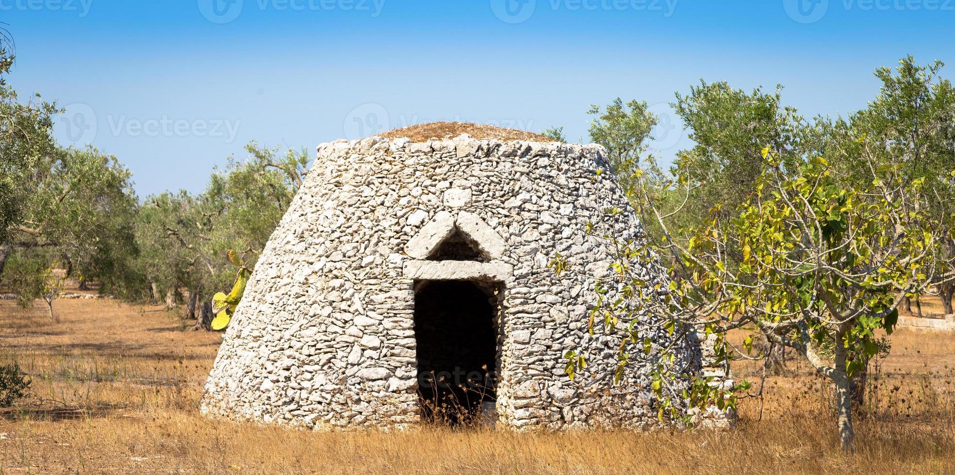 Puglia-regionen, Italien. traditionellt lager av sten foto