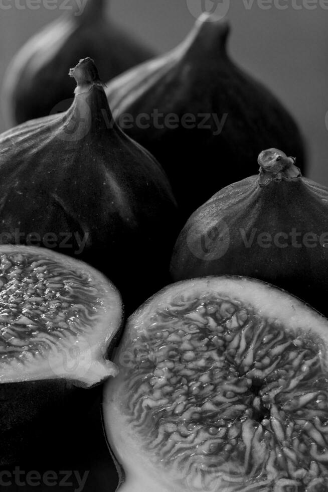 fotografi till tema vacker söt lila frukt fikon foto