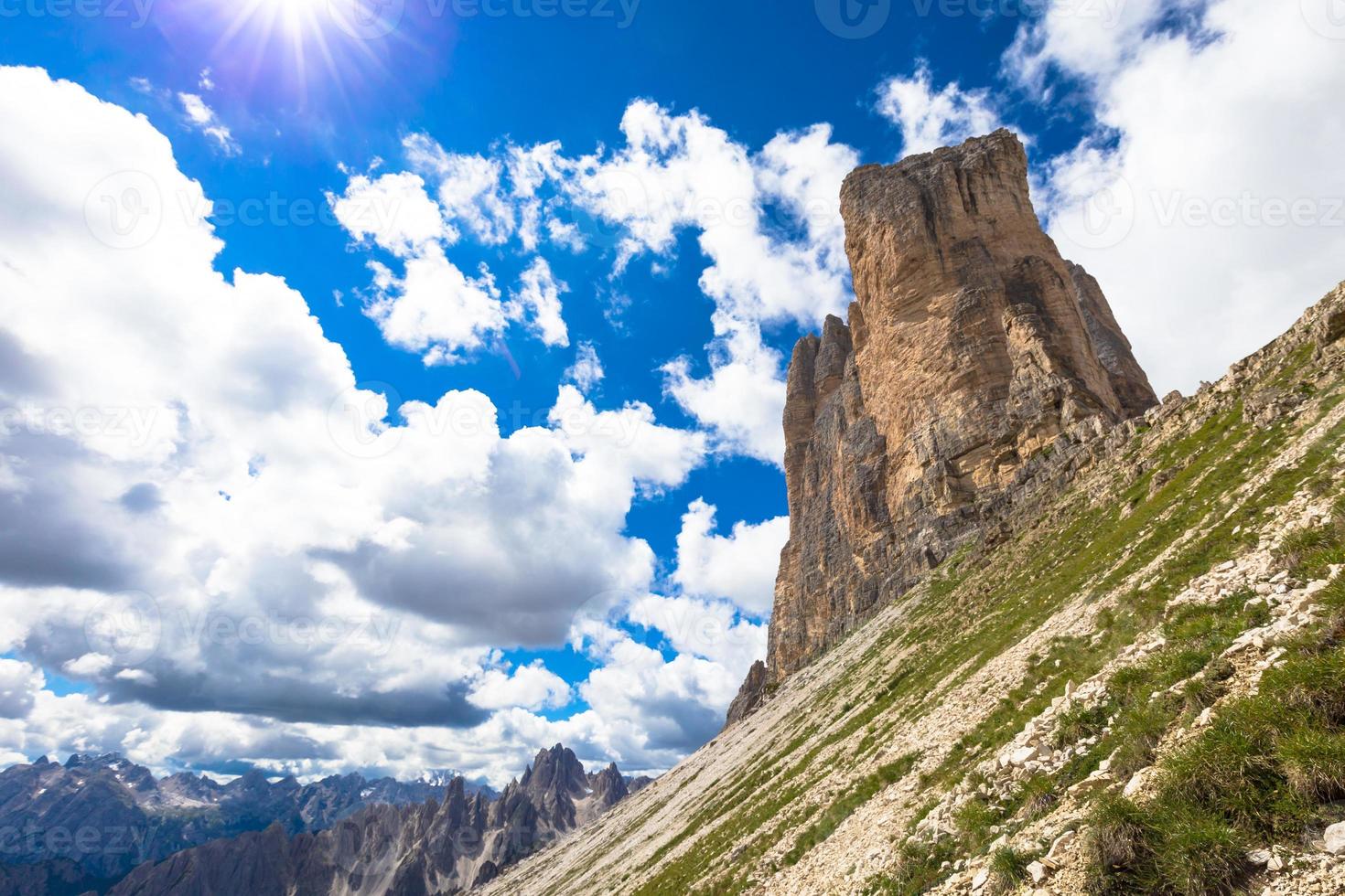 landmärke för dolomiterna - tre cime di lavaredo foto