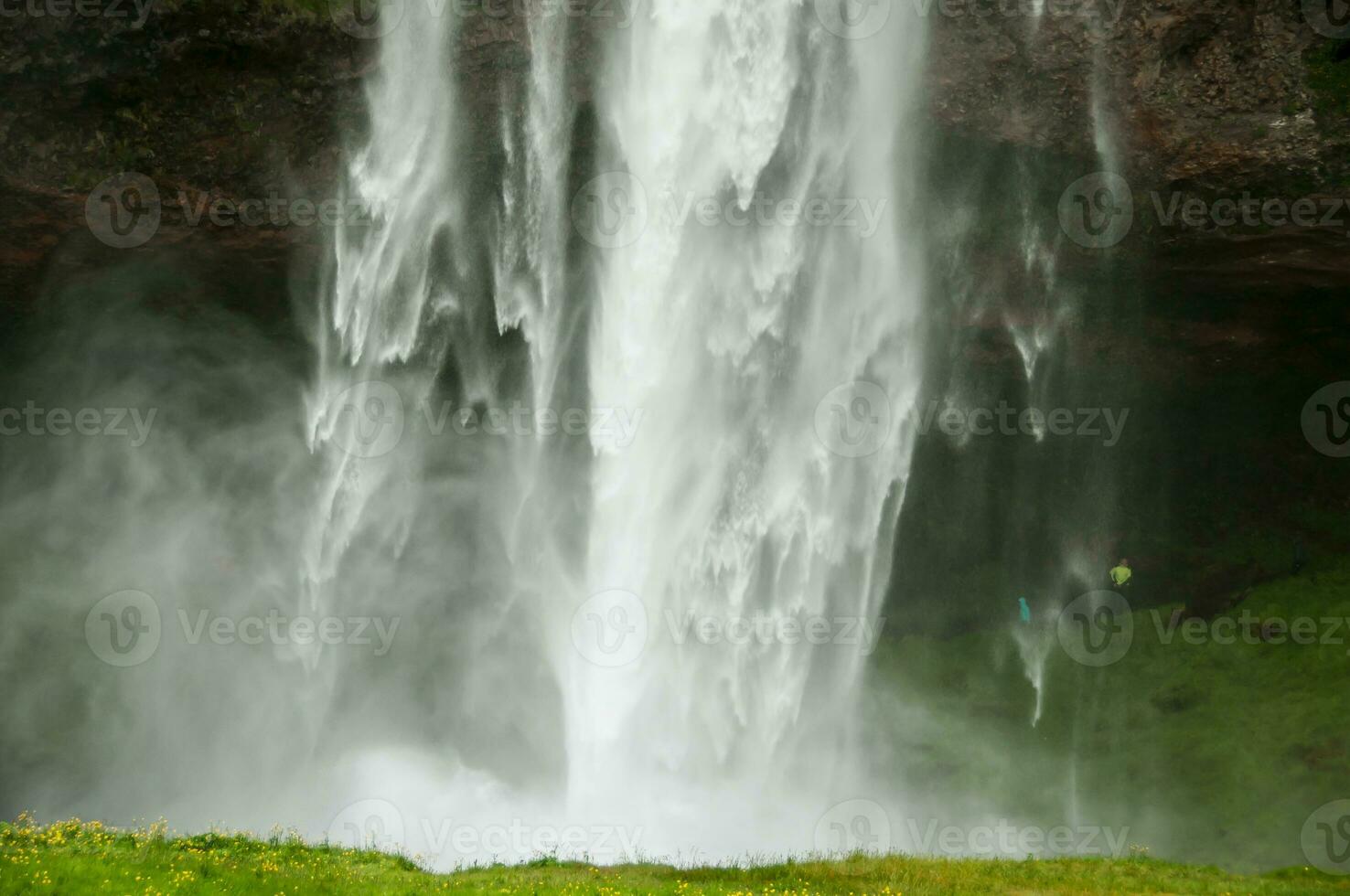 de imponerande vattenfall av seljalandsfoss, island foto