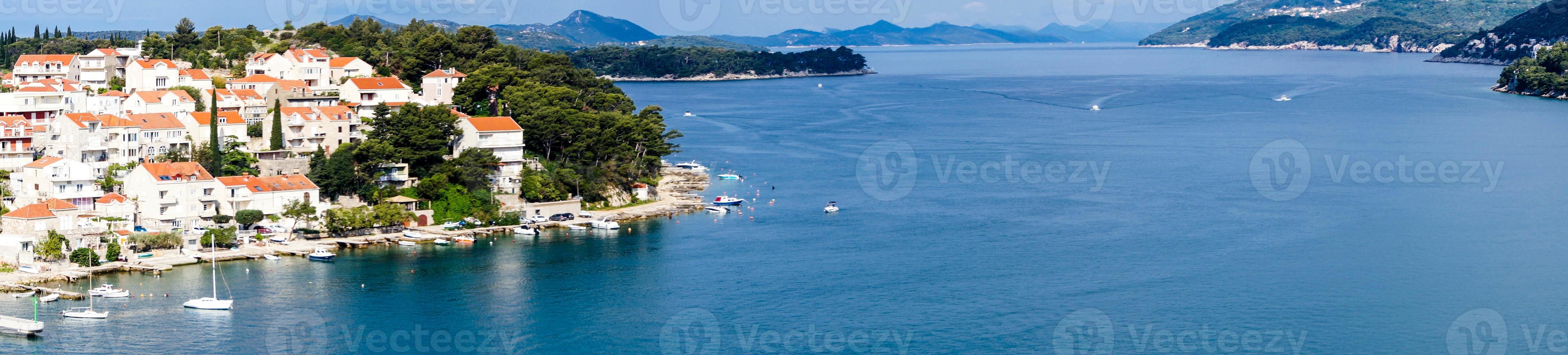 den nya hamnen i dubrovnik foto