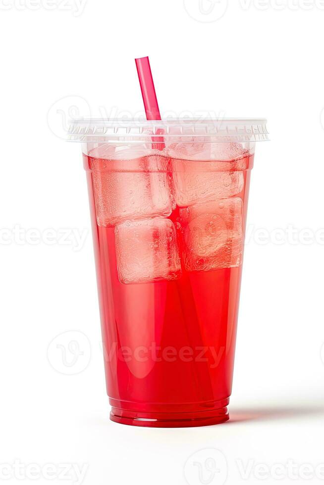 röd dryck i en plast kopp isolerat på en vit bakgrund. ta bort drycker begrepp. ai genererad foto