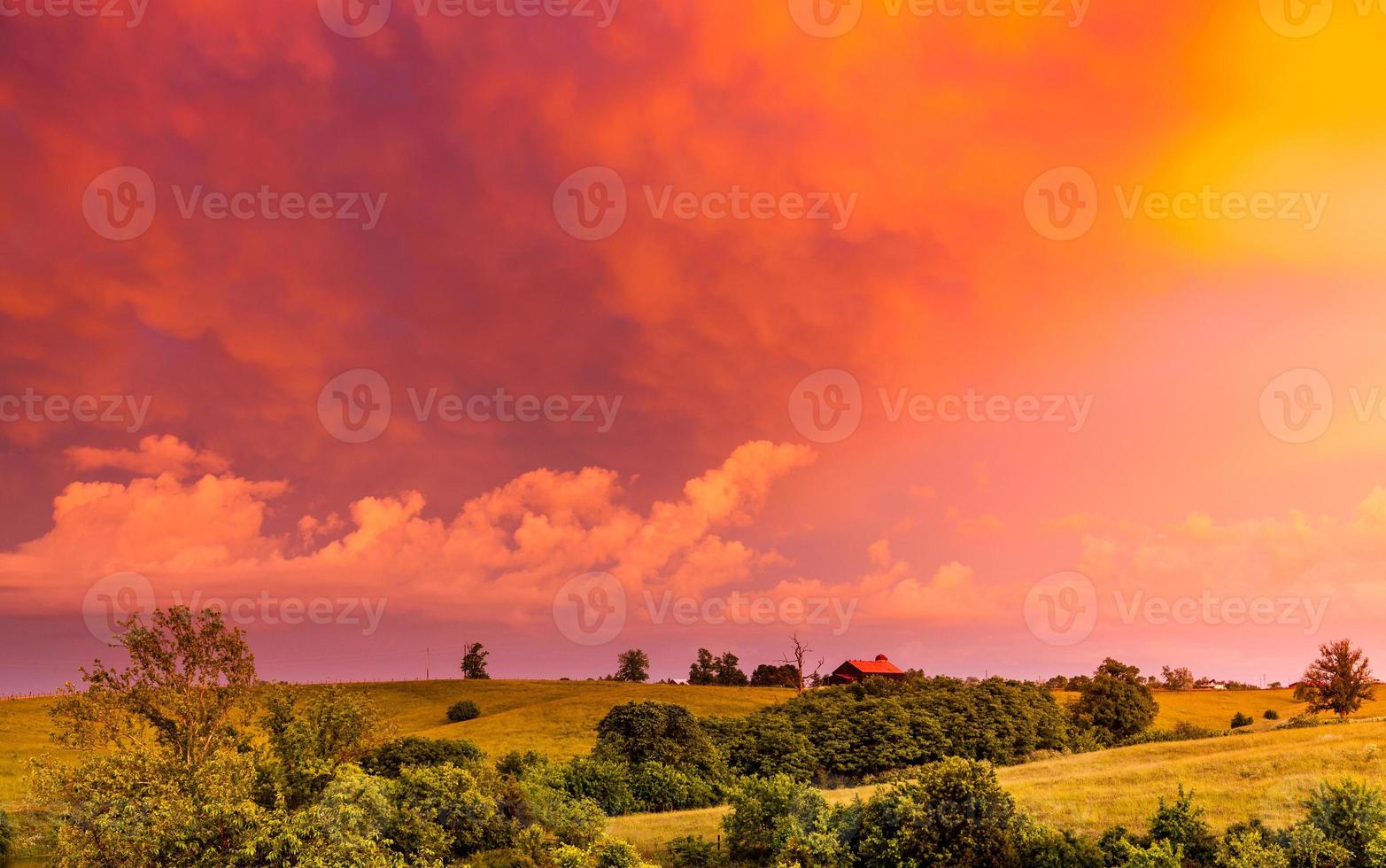 kentucky landsbygd vid solnedgången foto