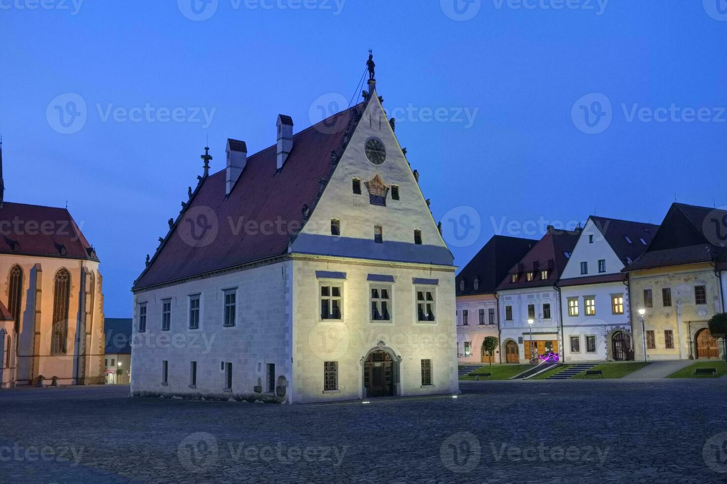 stad hall i gammal stad av bardejov, slov foto