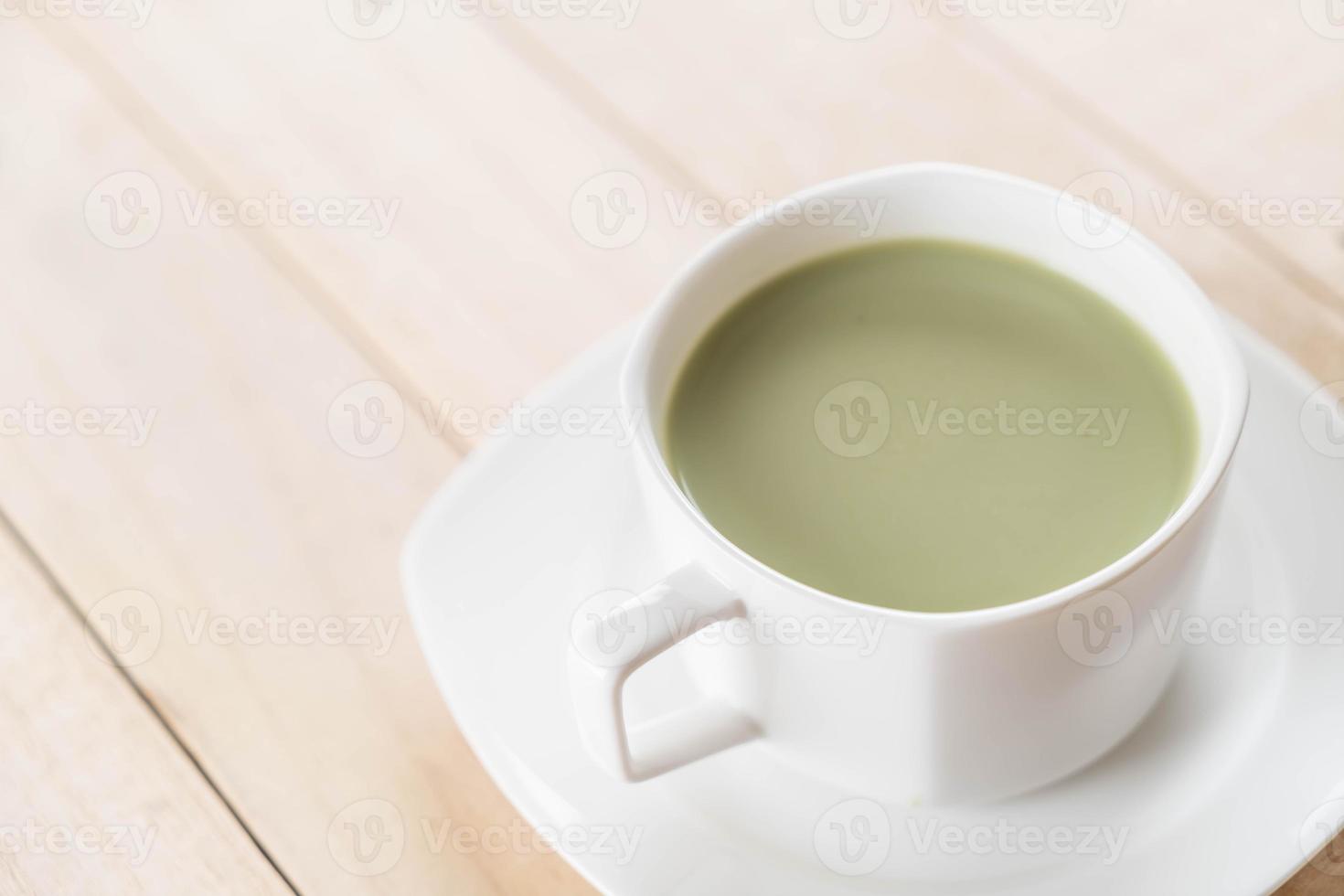 en kopp matcha latte grönt te foto