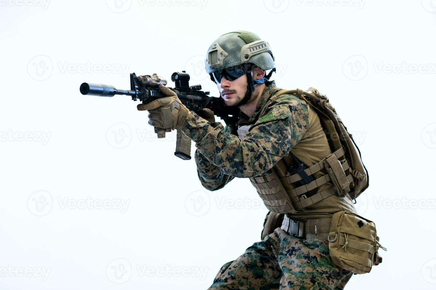 soldat i verkan siktar laser syn optik foto