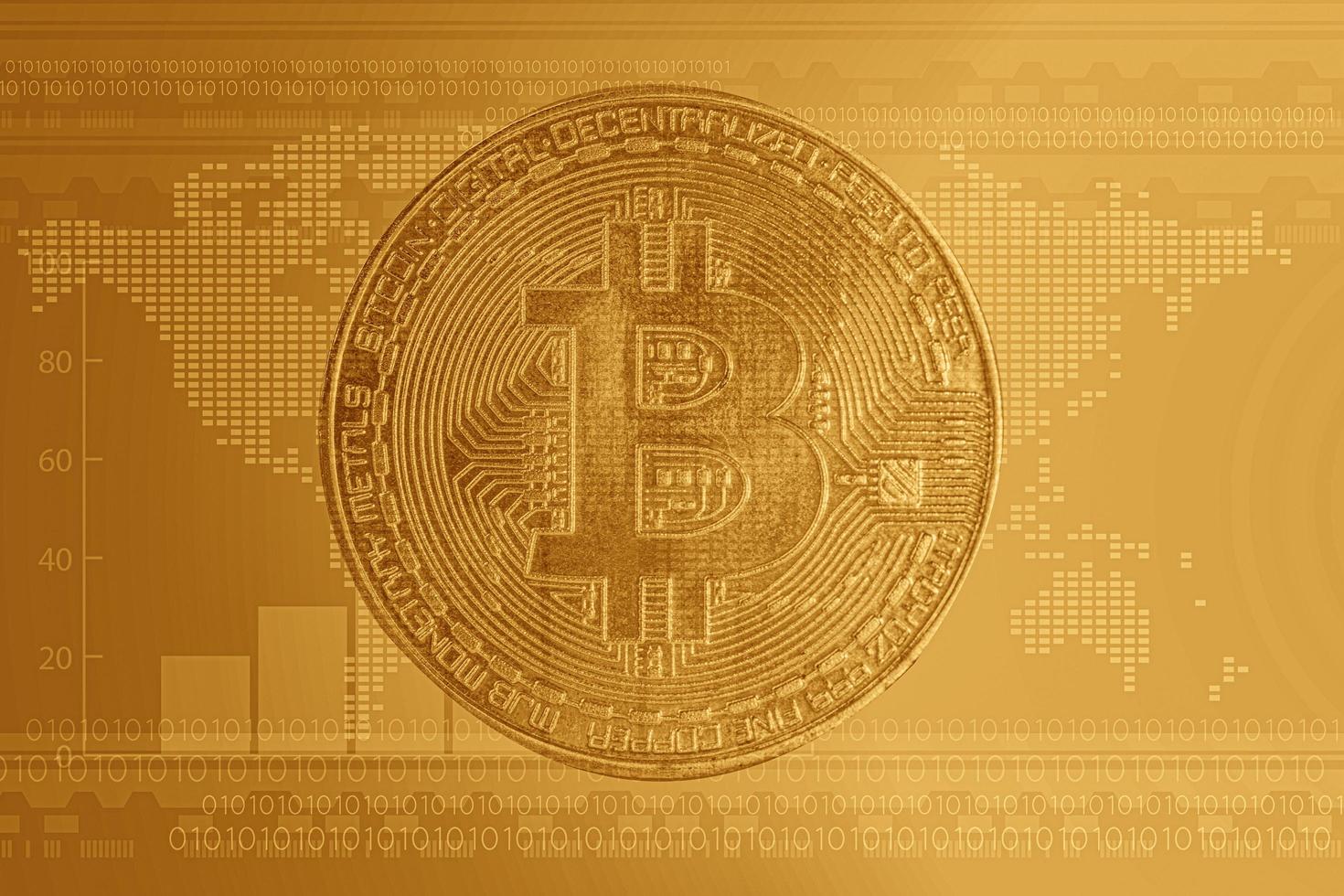 bitcoin på digital och världskarta bakgrund. foto