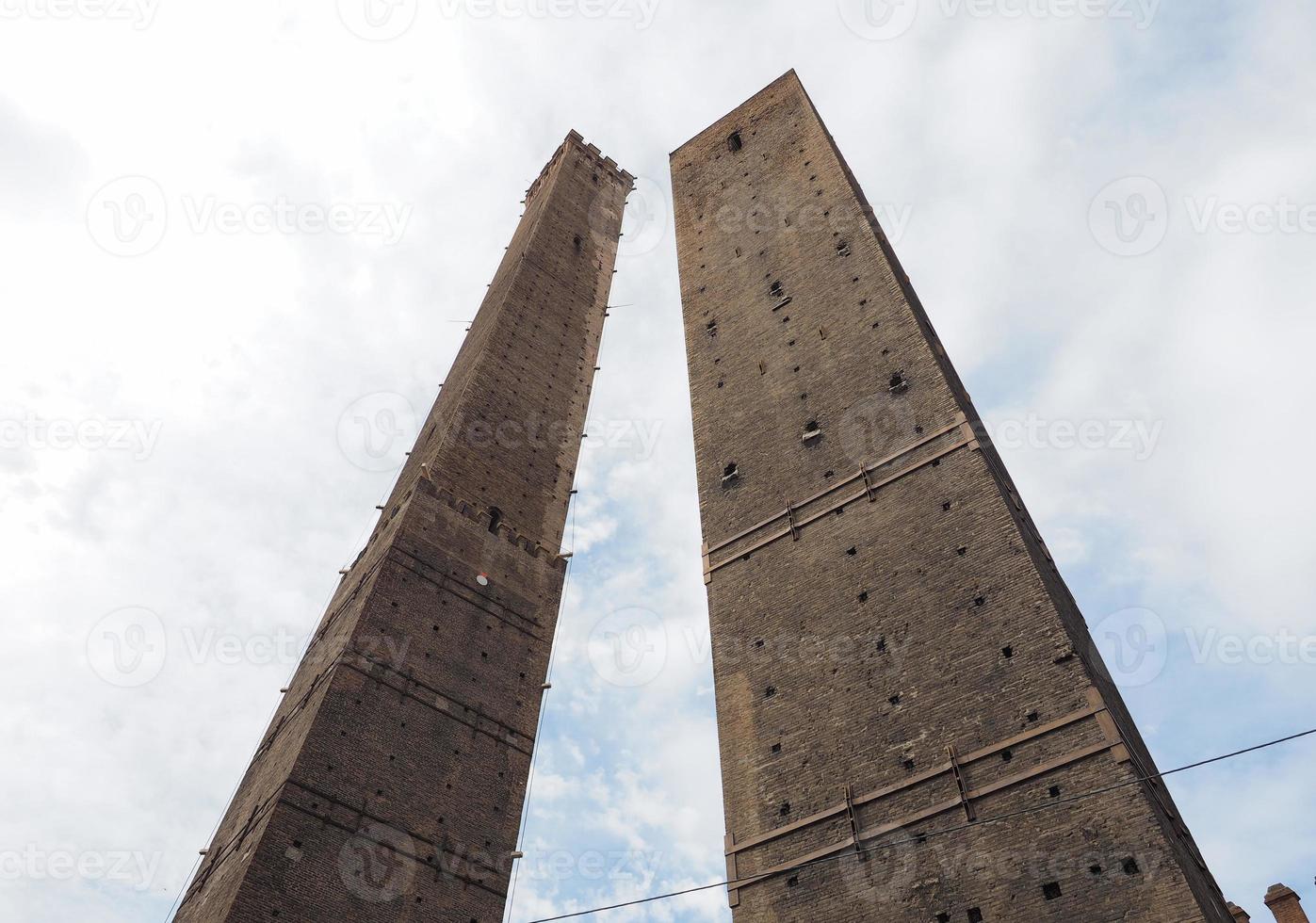 på grund av torri två torn i Bologna foto