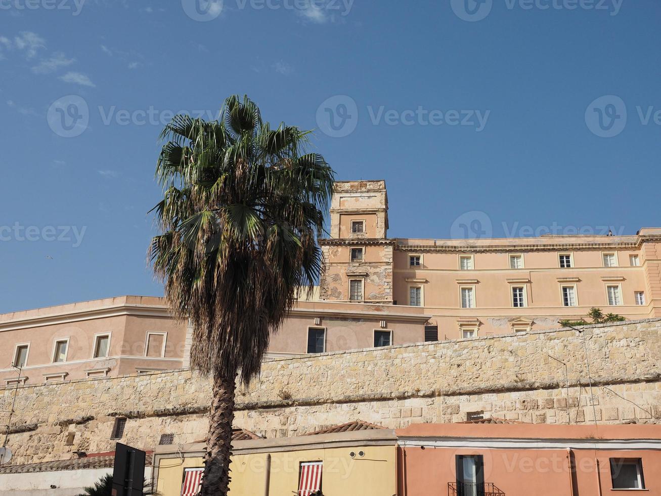 casteddu betyder slottskvarter i Cagliari foto