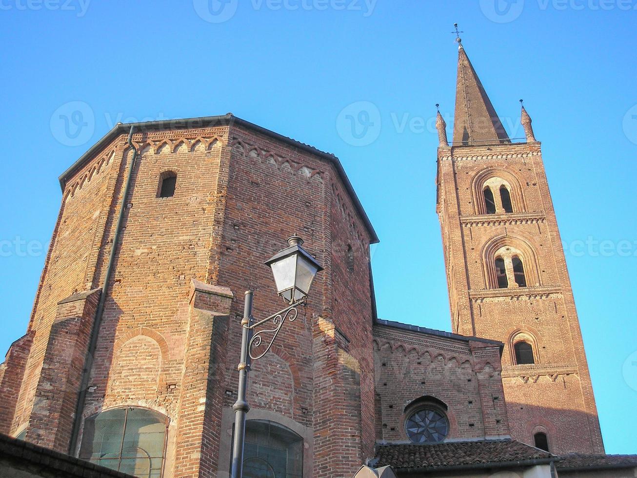 San Domenico kyrka i Chieri foto