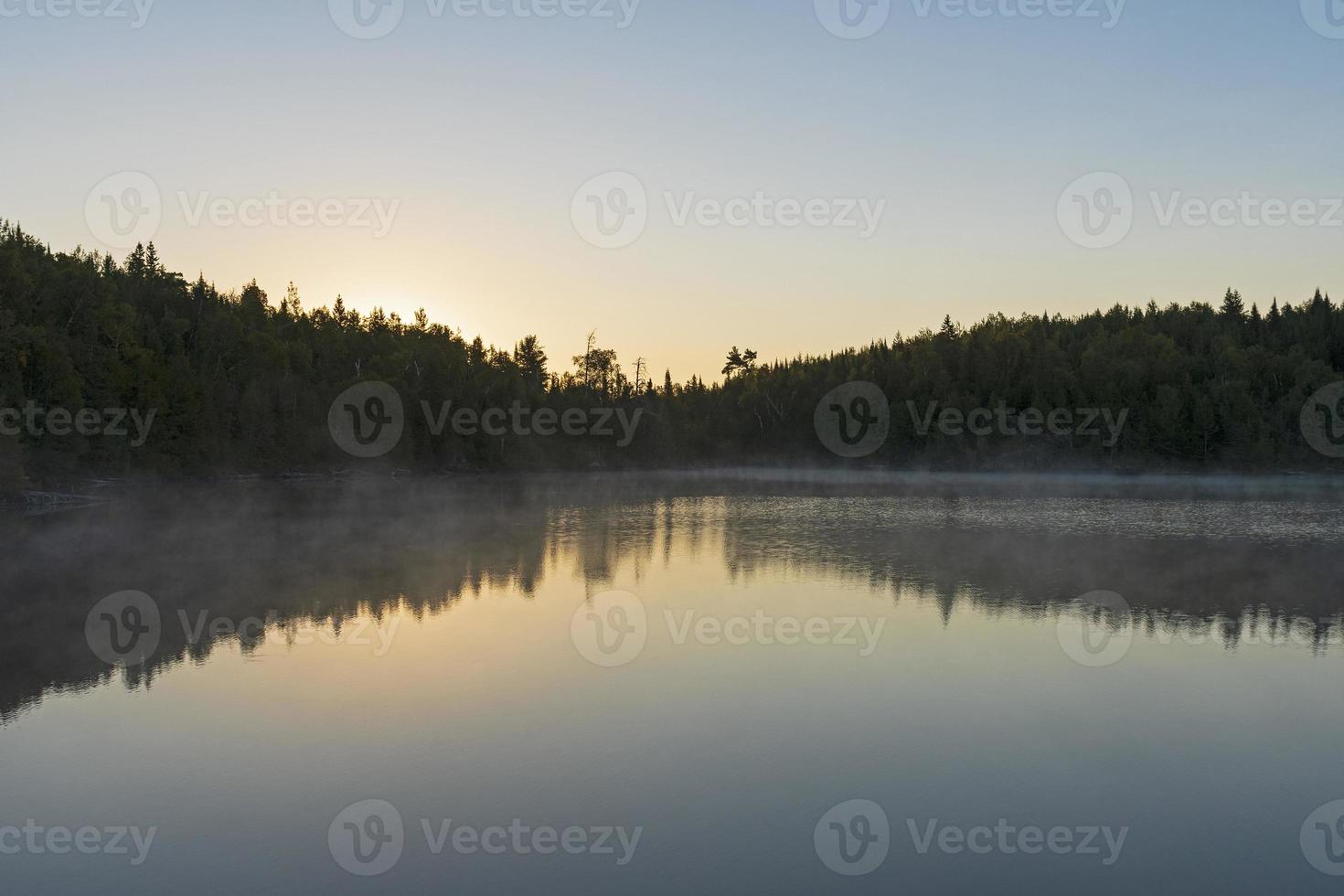 morgonglöd före soluppgången foto