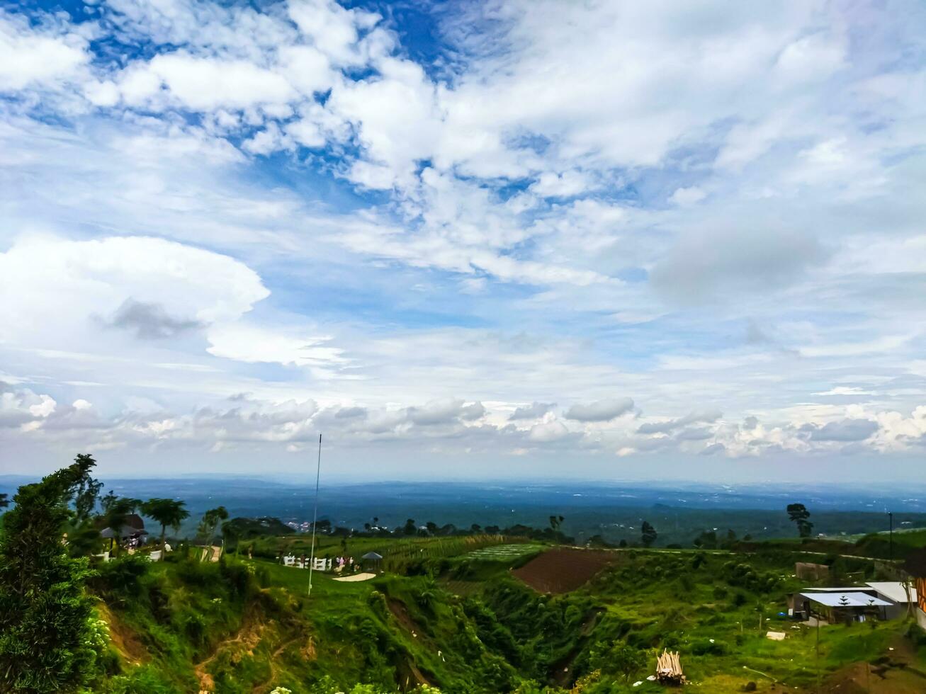 landskap från de observation däck av cepogo,boyolali, central java, sommar, natur av indonesien foto