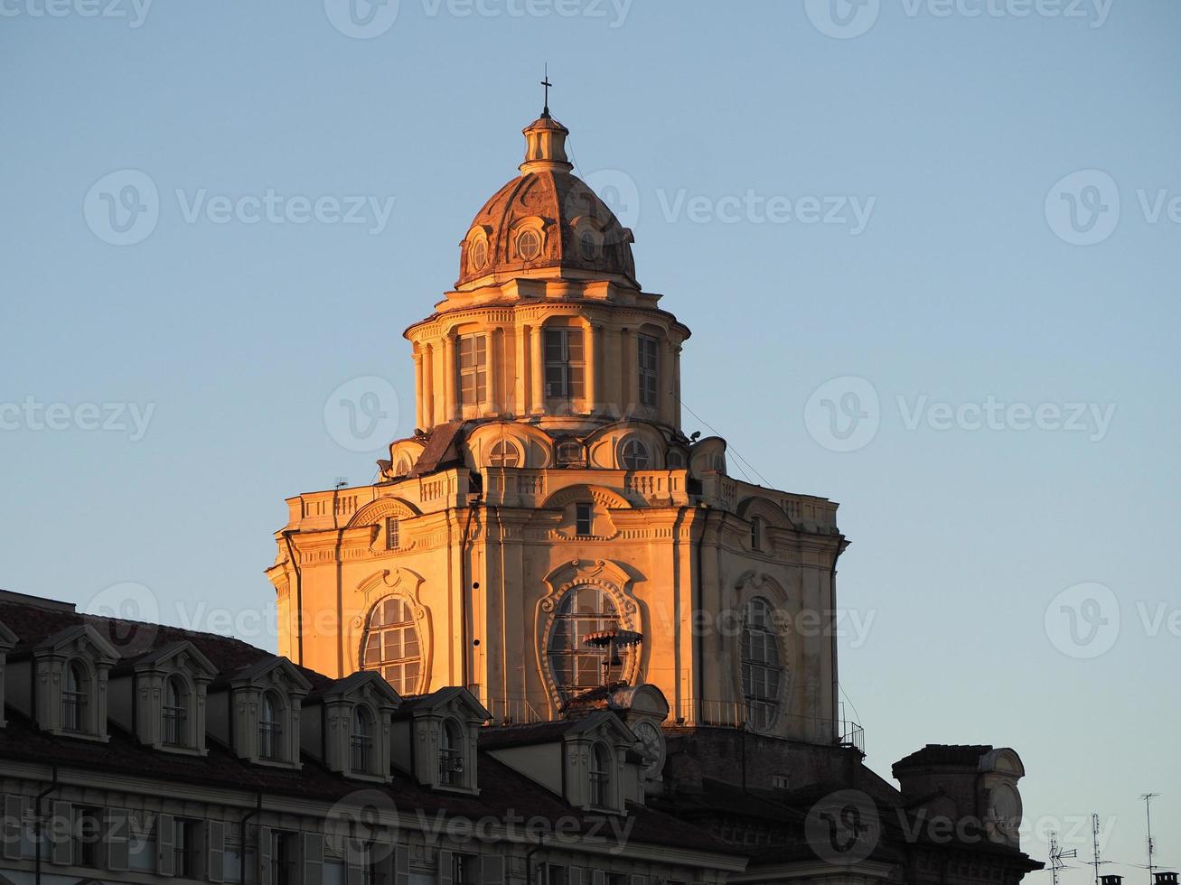 San Lorenzo -kyrkans kupol i Turin foto