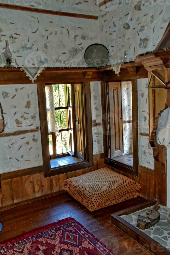 original- årgång antik interiör av en turkiska hus foto