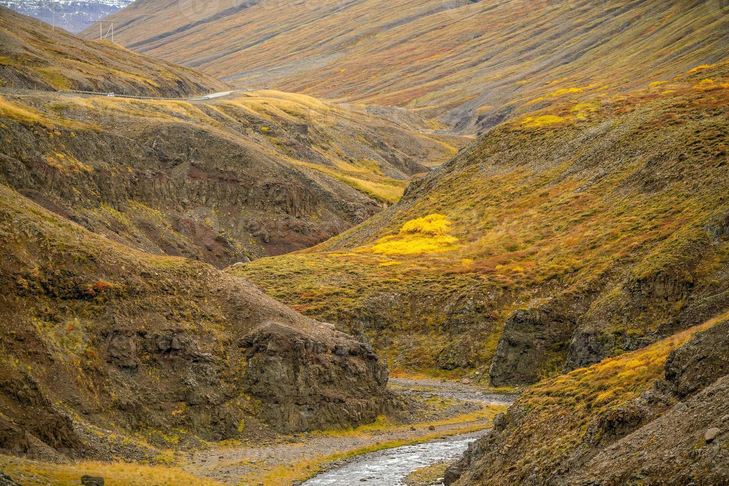 island vackert landskap, islandskt naturlandskap foto