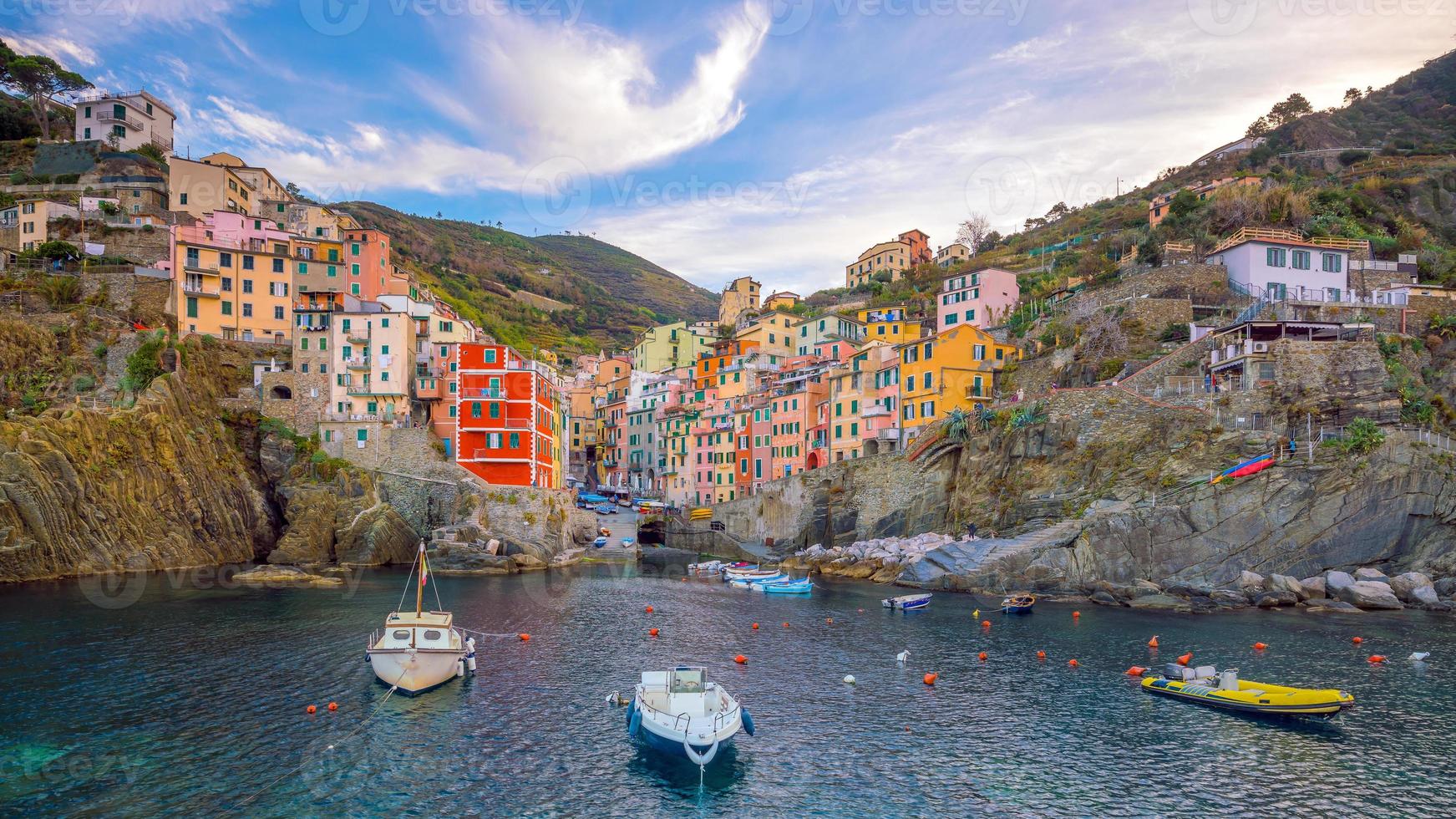 riomaggiore, den första staden i Cique Terre i Ligurien, Italien foto