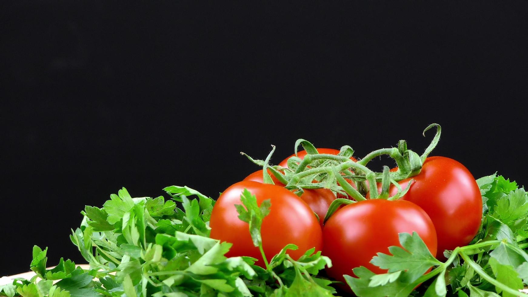 ekologisk frisk tomatgrönsak foto