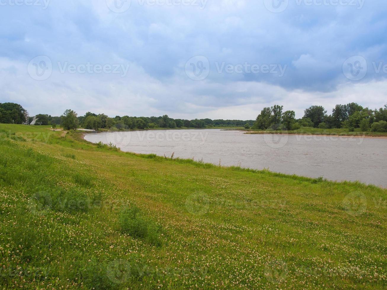 Elbe River i Dessau, Tyskland foto