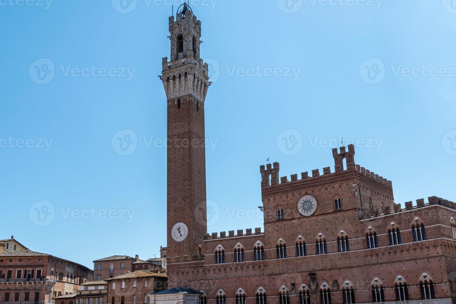 siena torre del eat på piazza del campo foto