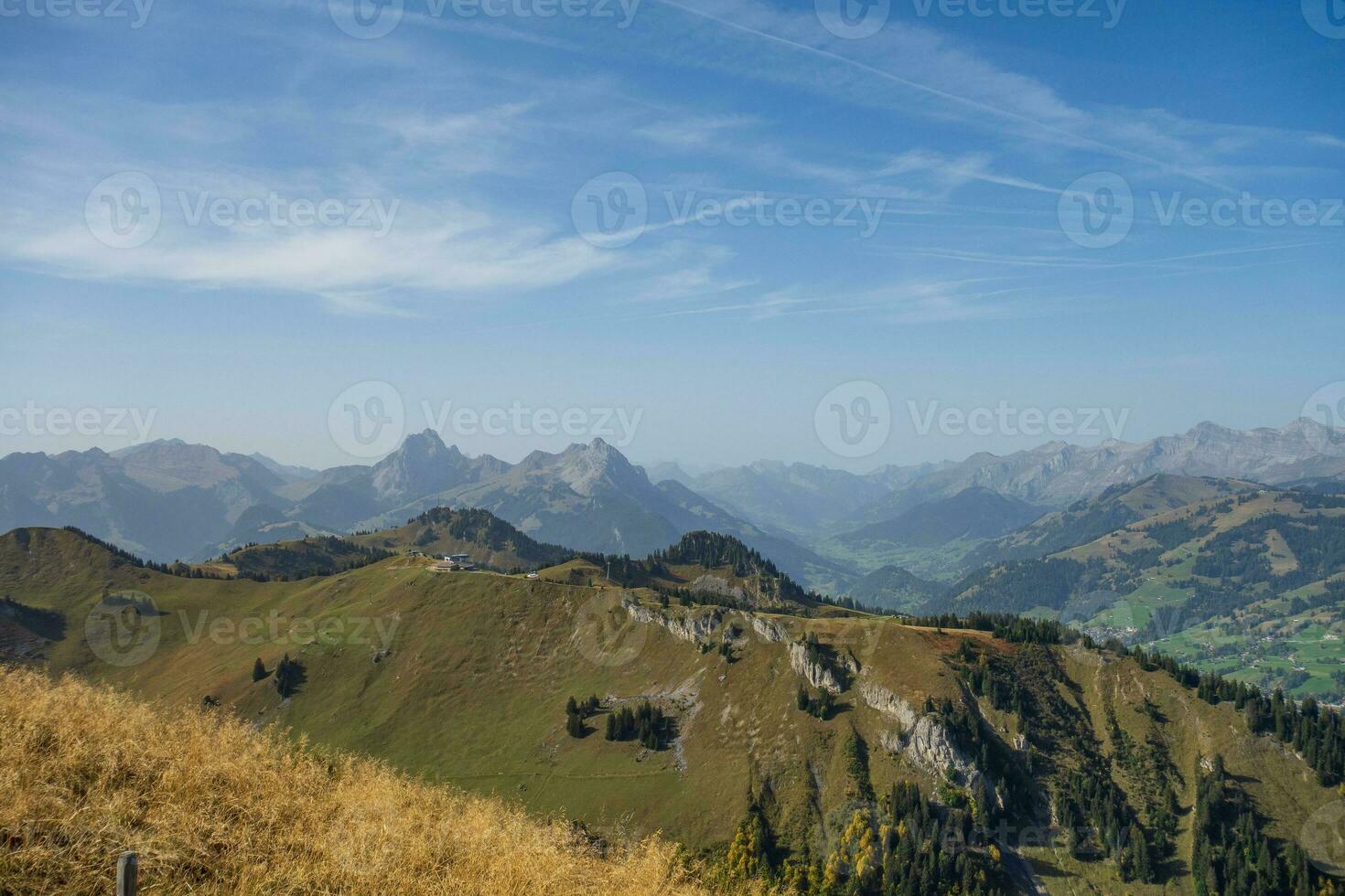 höst tid i schweiz foto