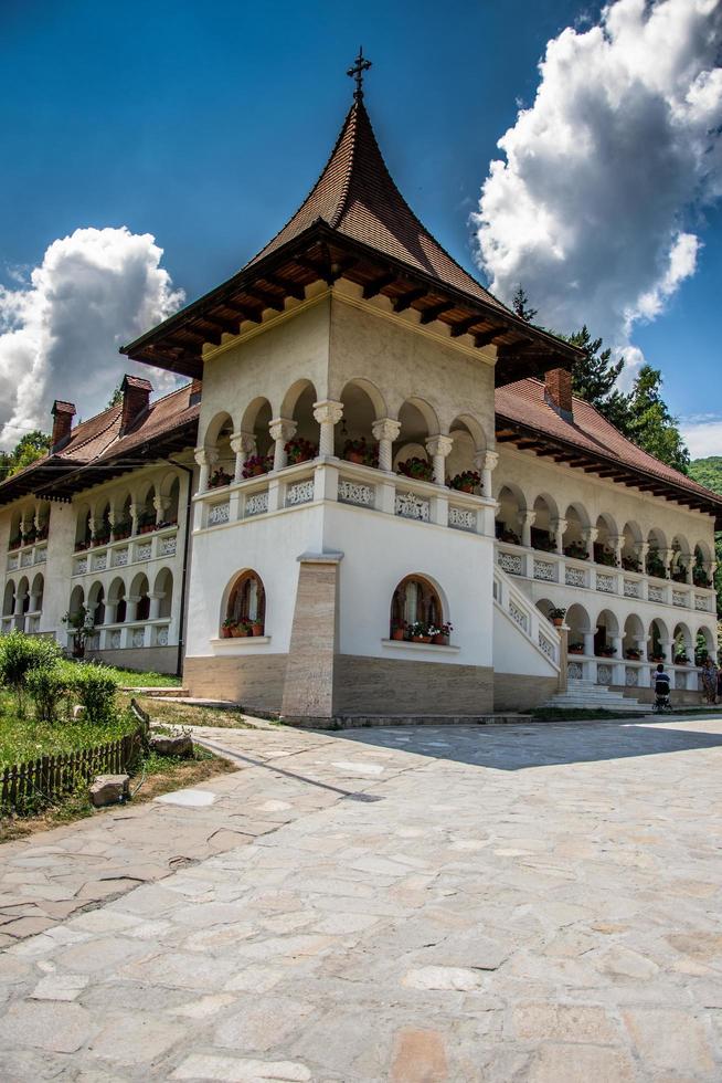 Hunedoara County, Rumänien 2021- Prislop Monastery är ett kloster i Rumänien foto