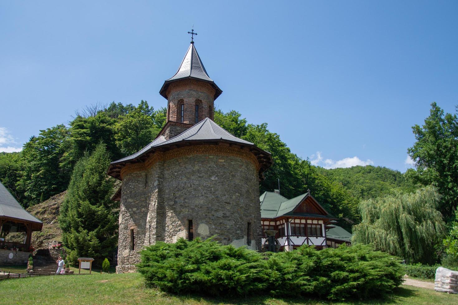 Hunedoara County, Rumänien 2021- Prislop Monastery är ett kloster i Rumänien foto