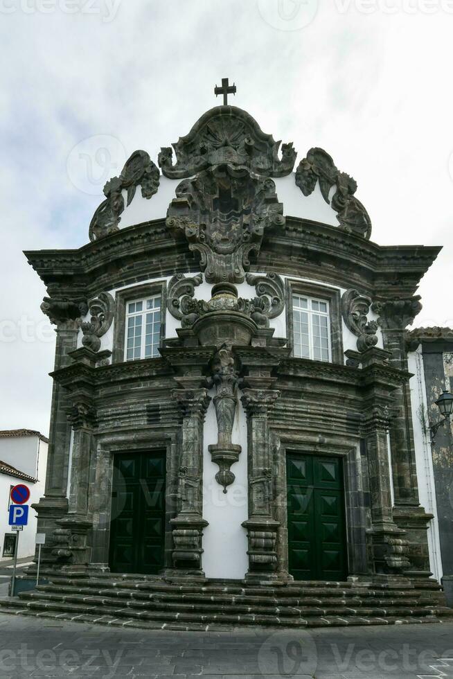 kyrka av spirito santo - ribeira grande - portugal foto