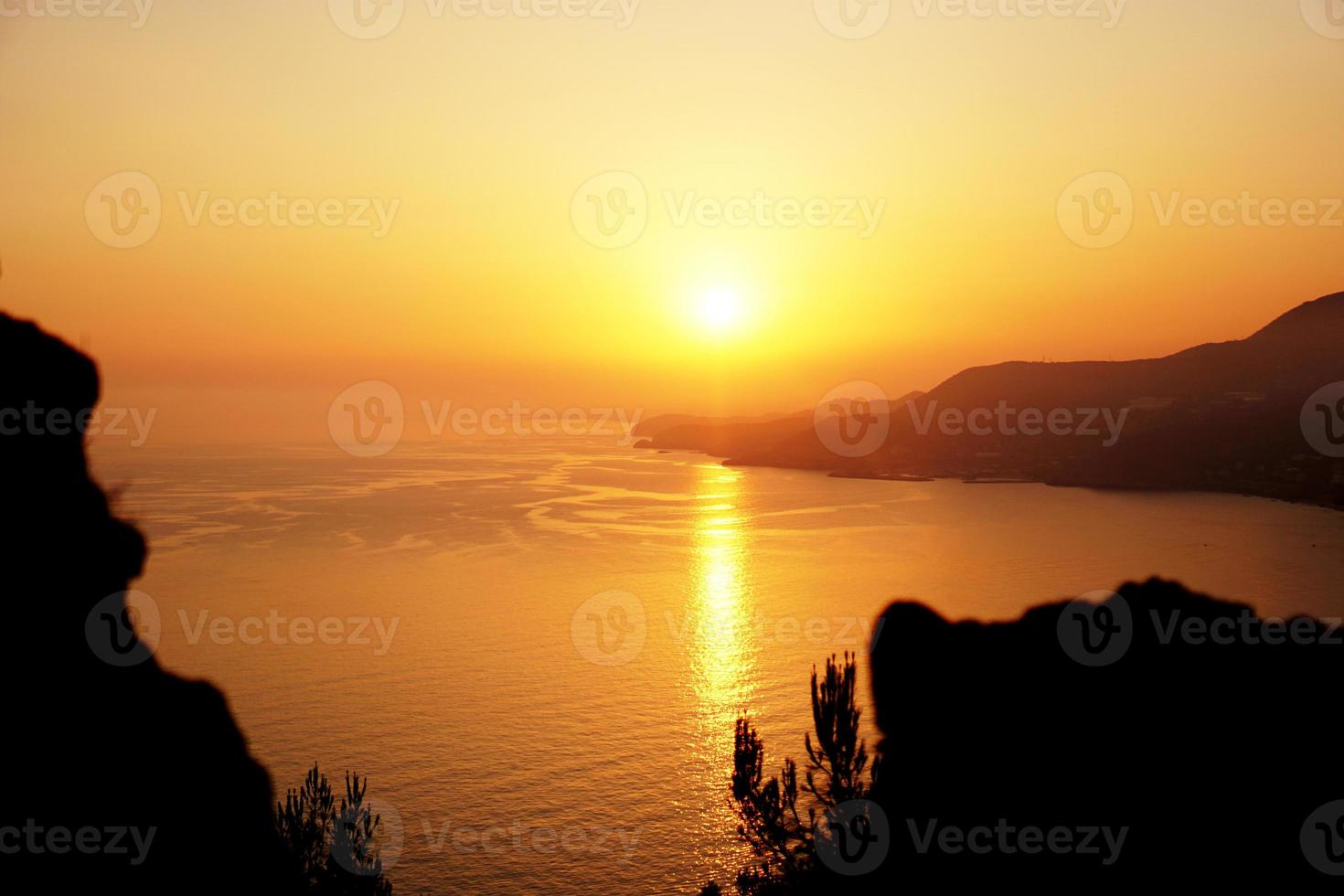 solnedgång på havet, kusten i Alanya Turkiet foto