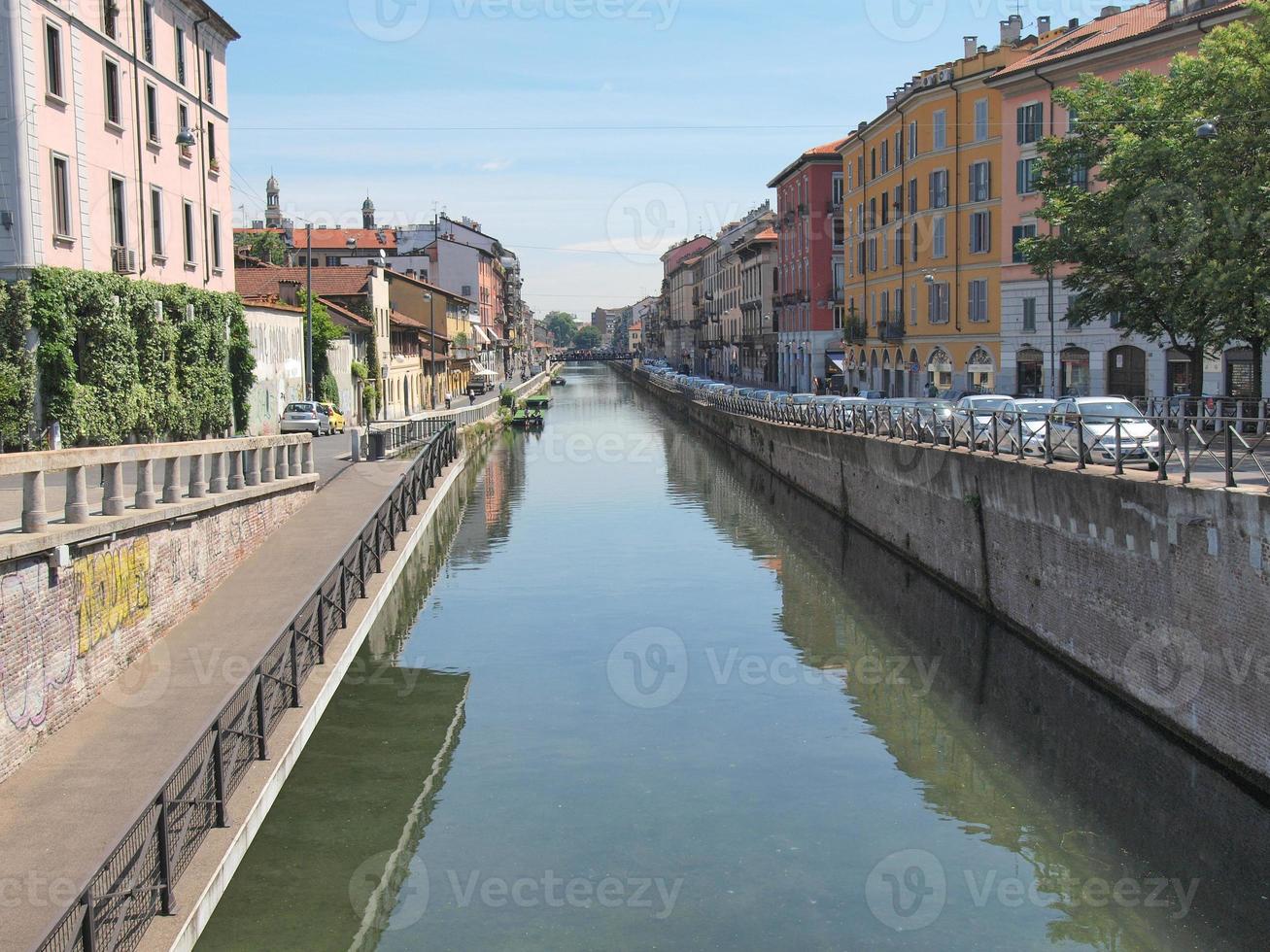 naviglio grande, milan foto