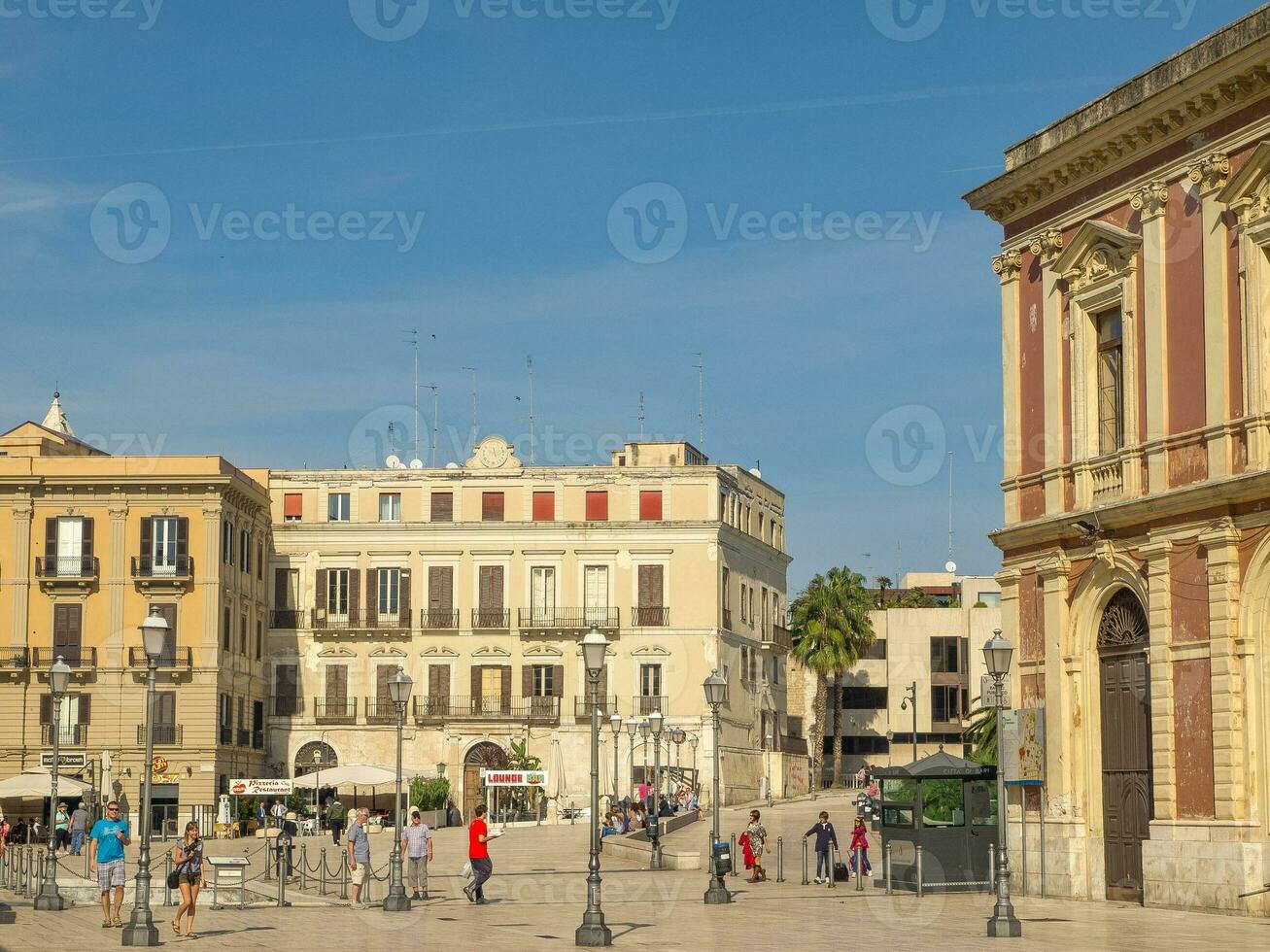 bari stad i tialy foto