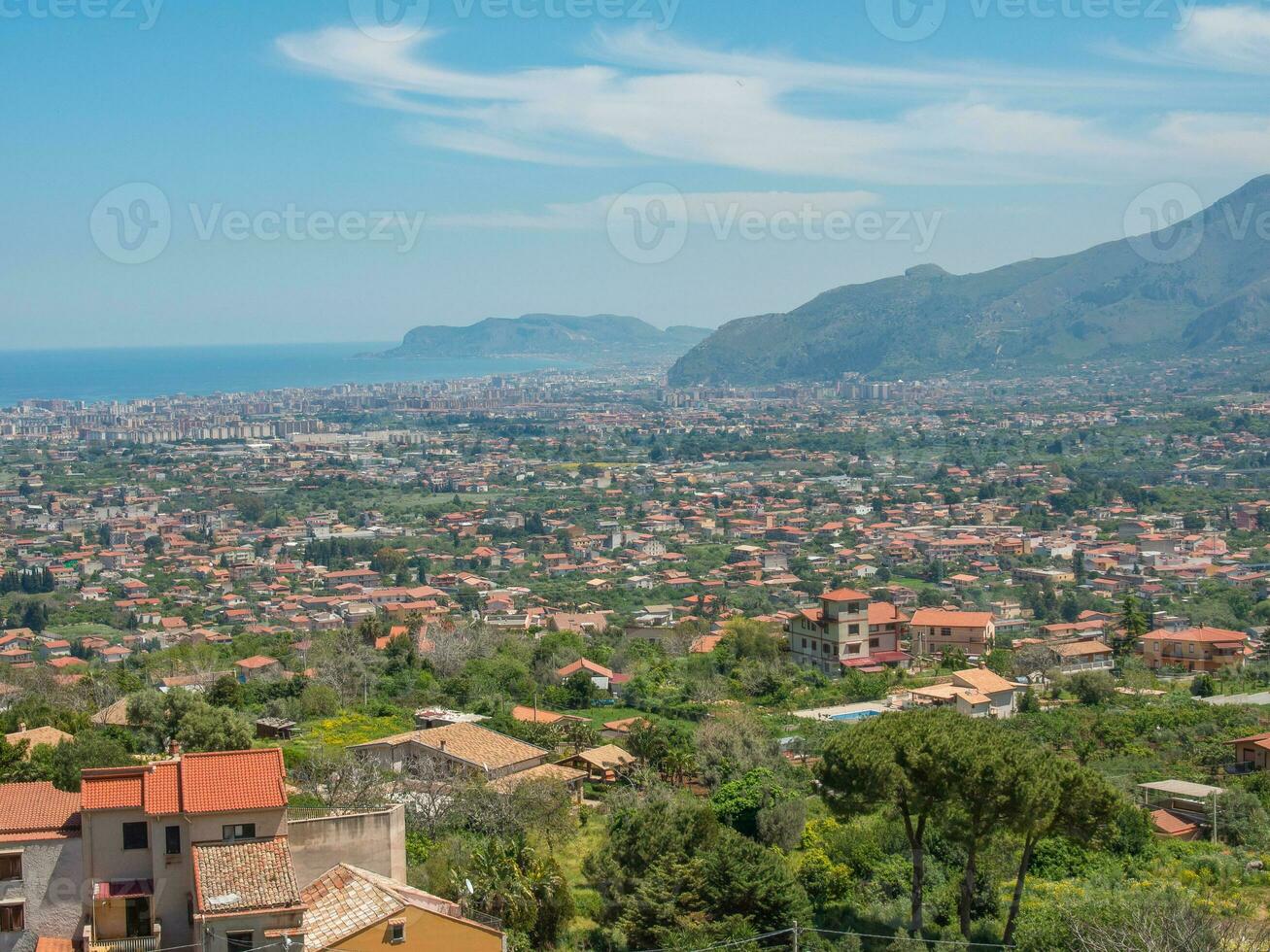 de stad av palermo i Italien foto