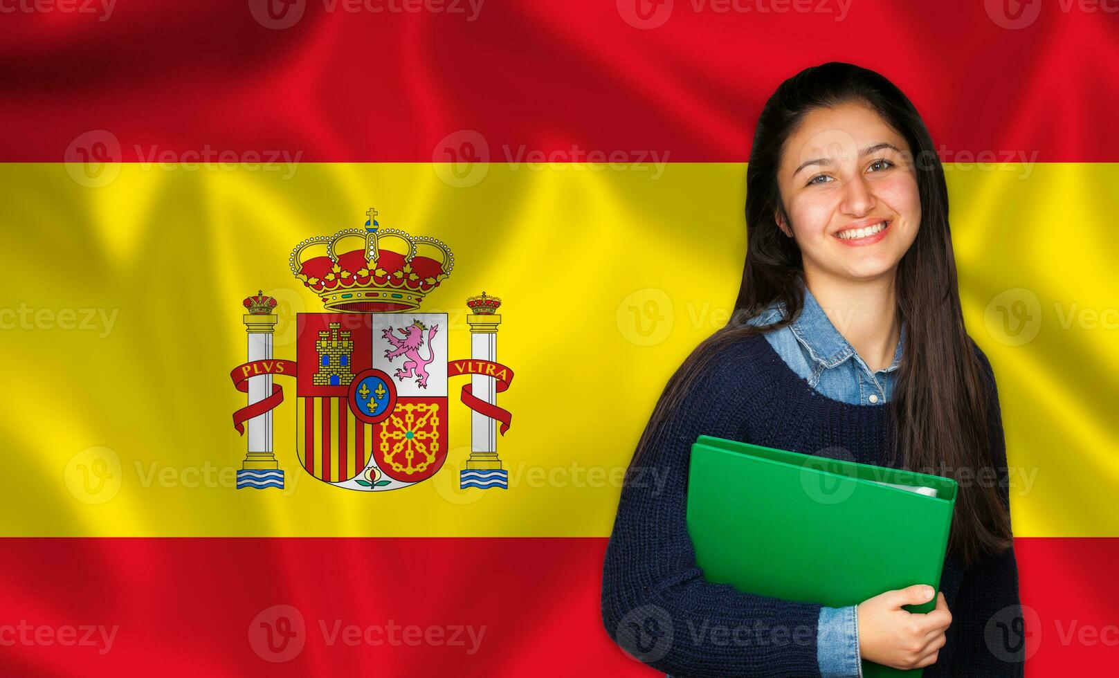 tonåring studerande leende över spanska flagga foto