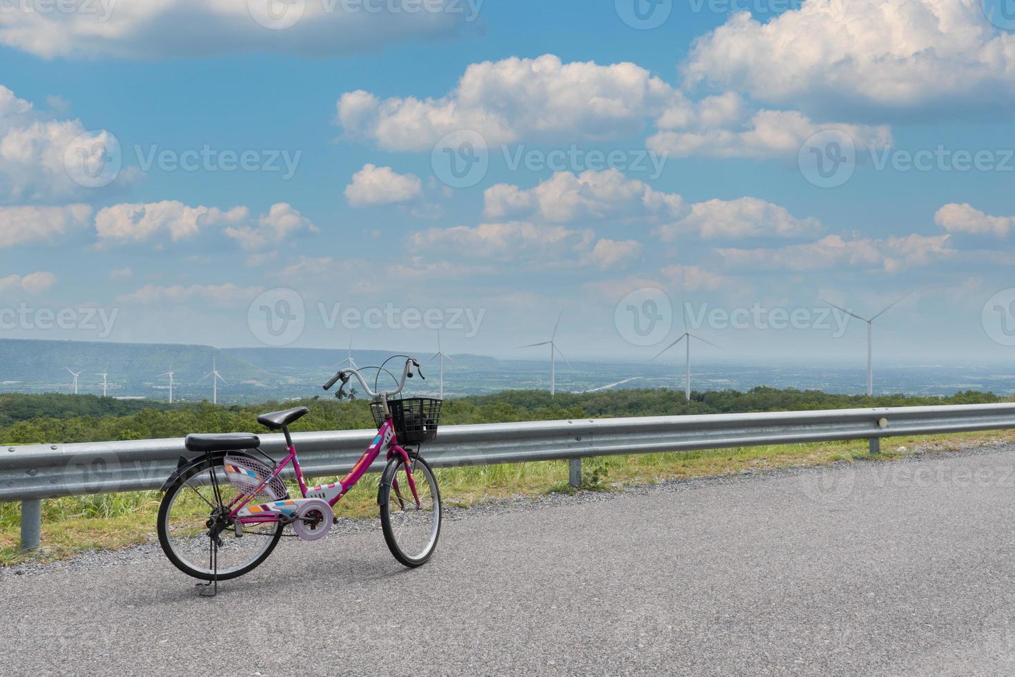 cykel på vägen foto