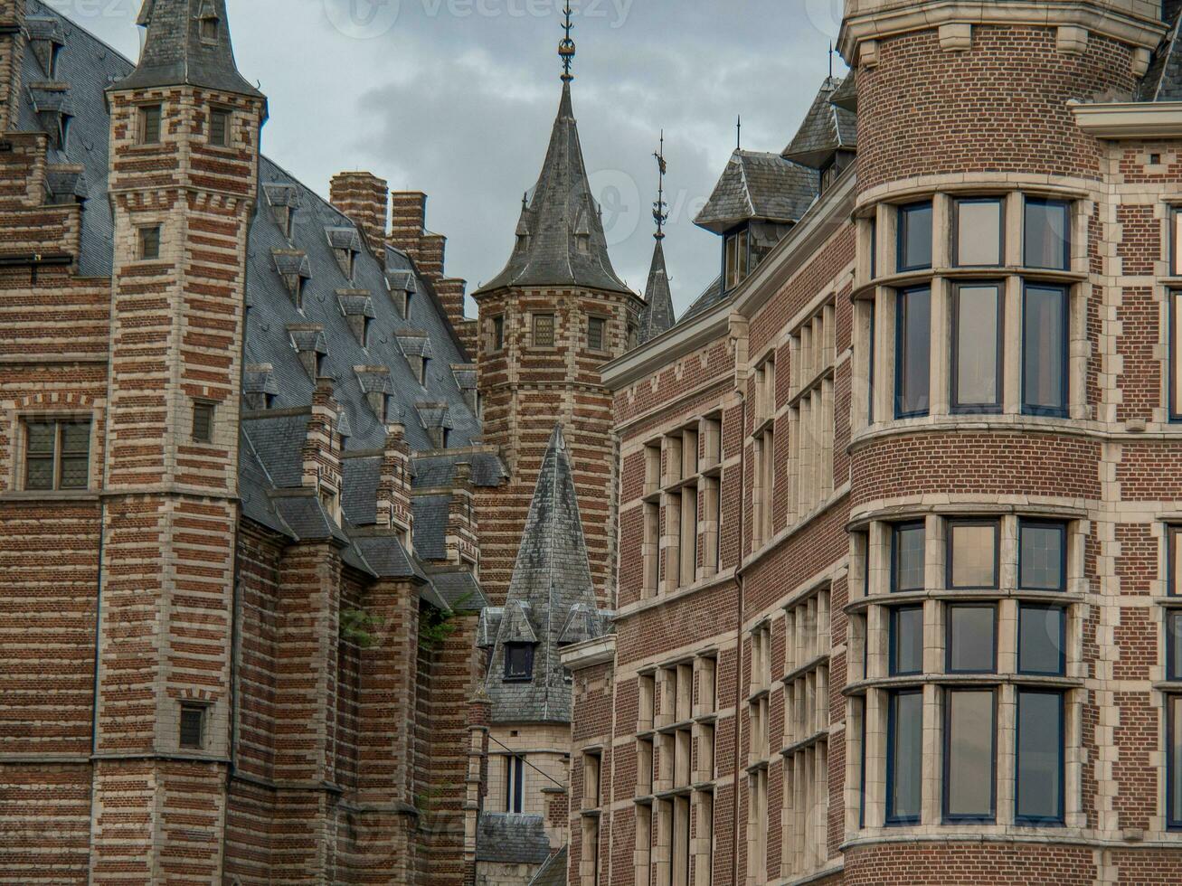 staden Antwerpen i Belgien foto