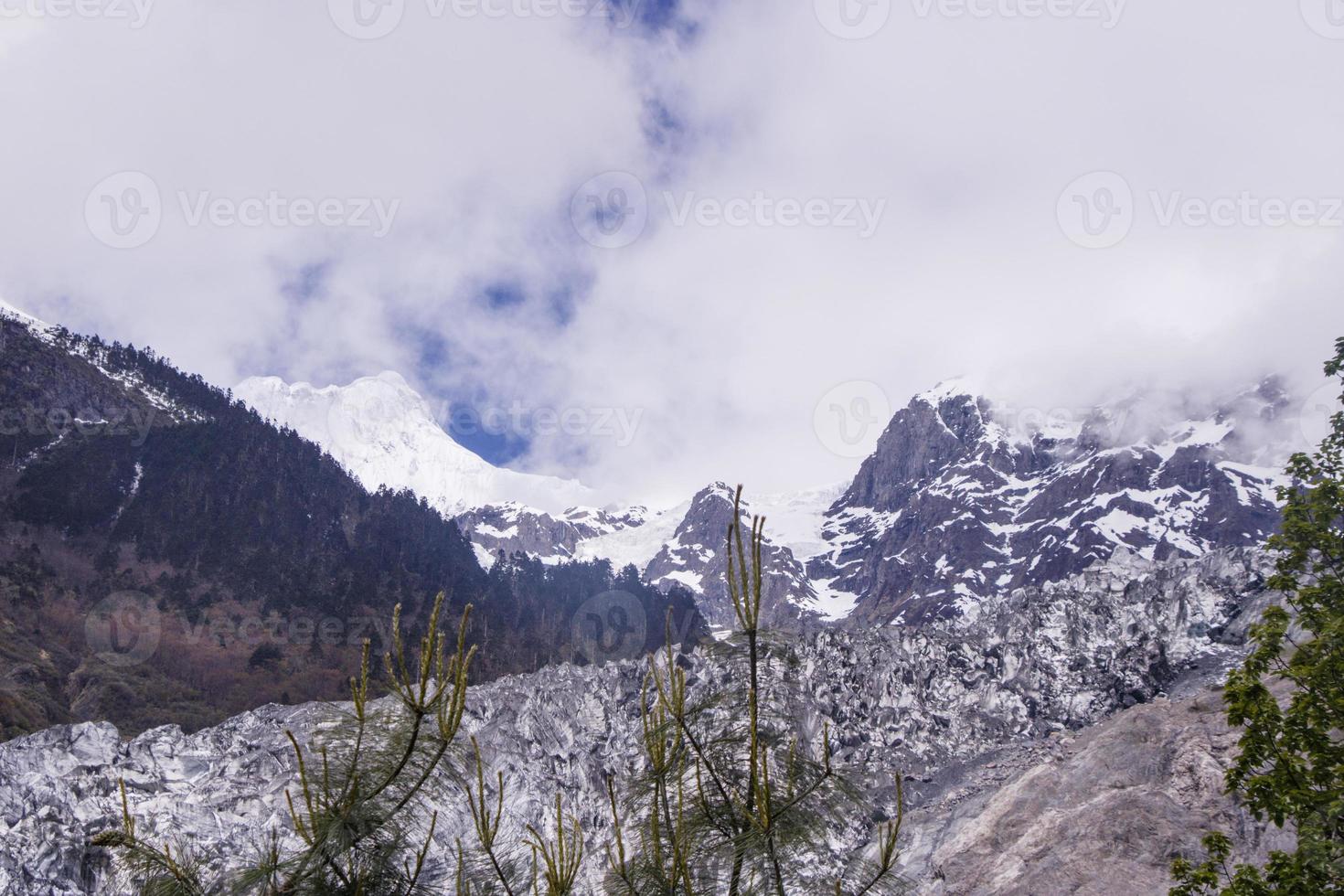 meili snow mountain kawa karpo som ligger i provinsen Yunnan, Kina foto