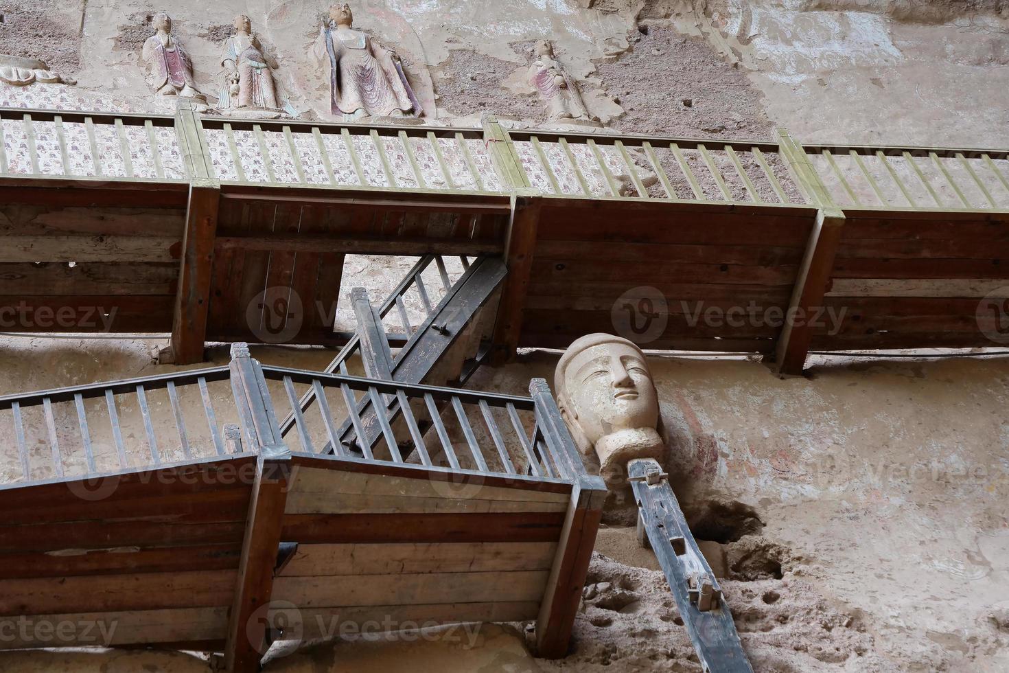 tempelgrottans reliefmålning i Tianshui Wushan Kina foto