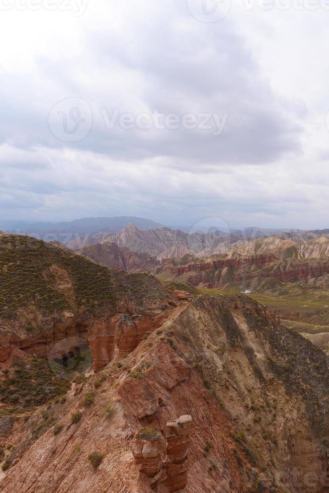 Binggou Danxia naturskönt område i Sunan Zhangye Gansu -provinsen, Kina. foto