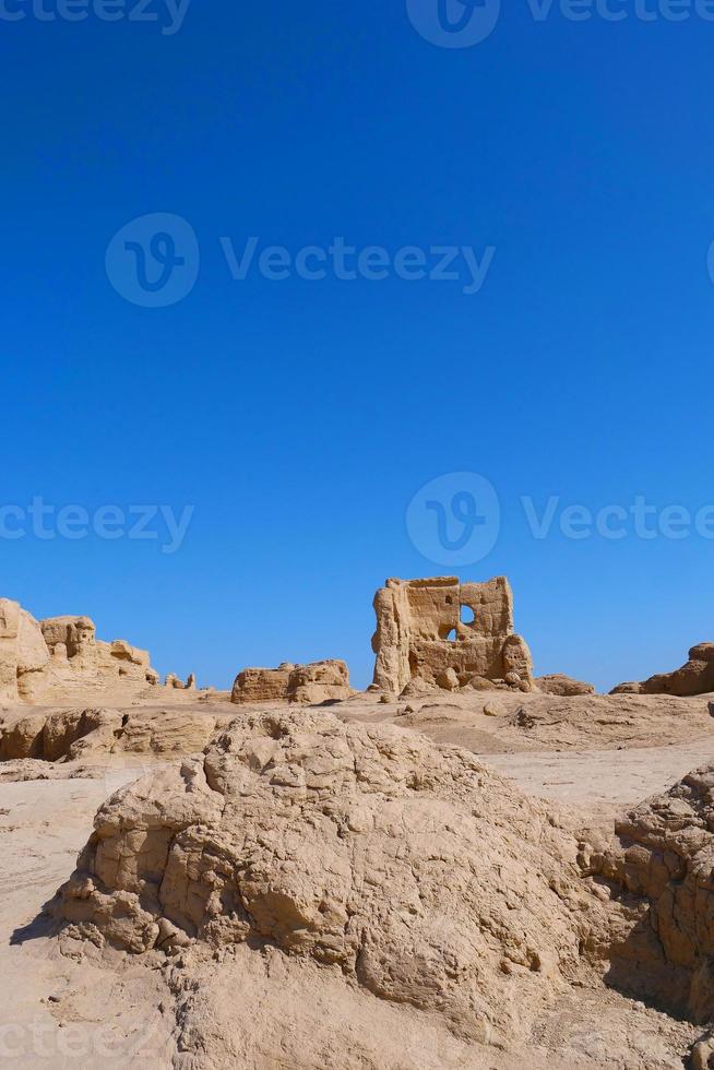 ruinerna av jiaohe som ligger i Xinjiang -provinsen Kina. foto