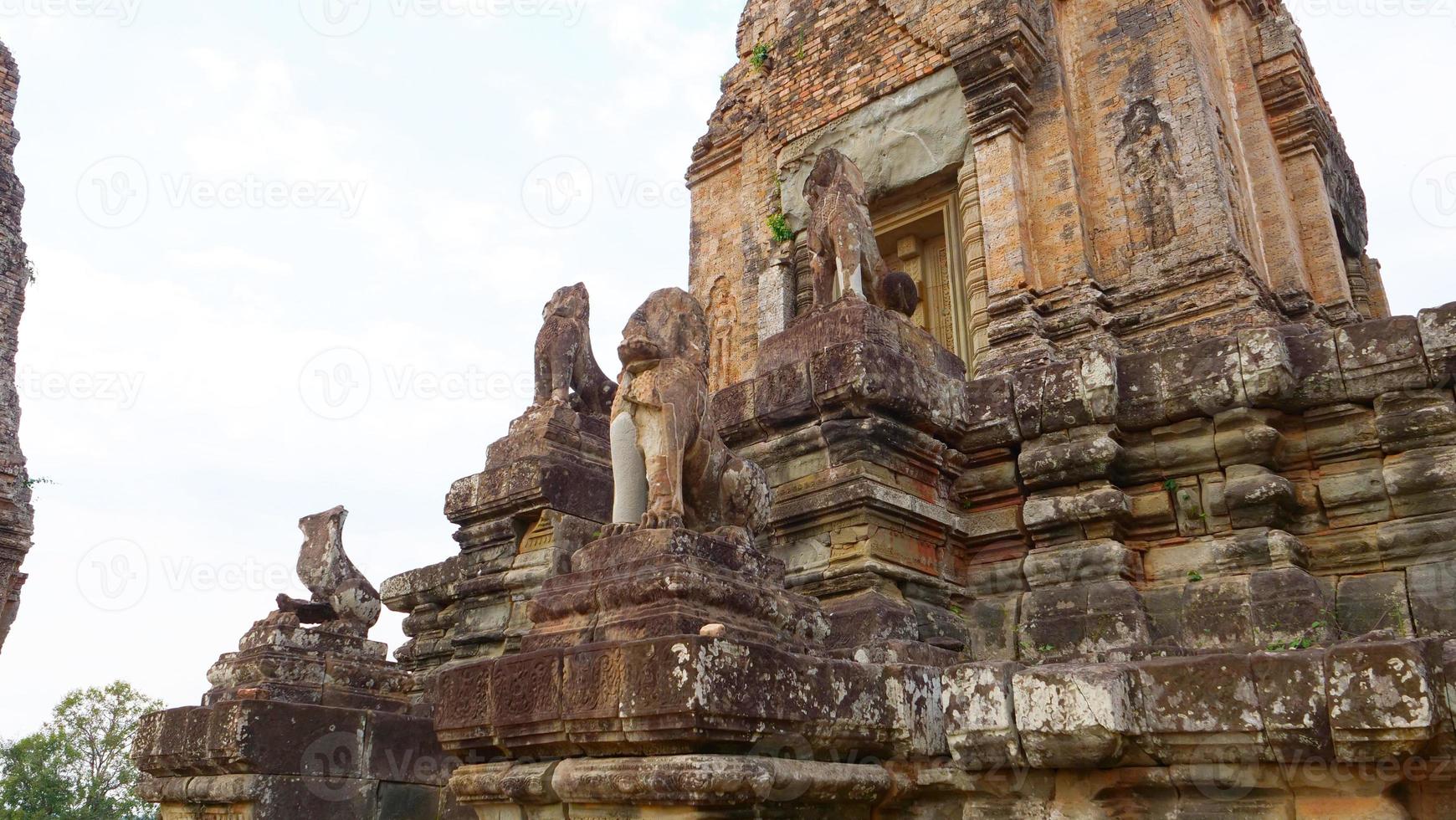 forntida buddhistiska khmerruin av pre rup, siem skördar Kambodja. foto