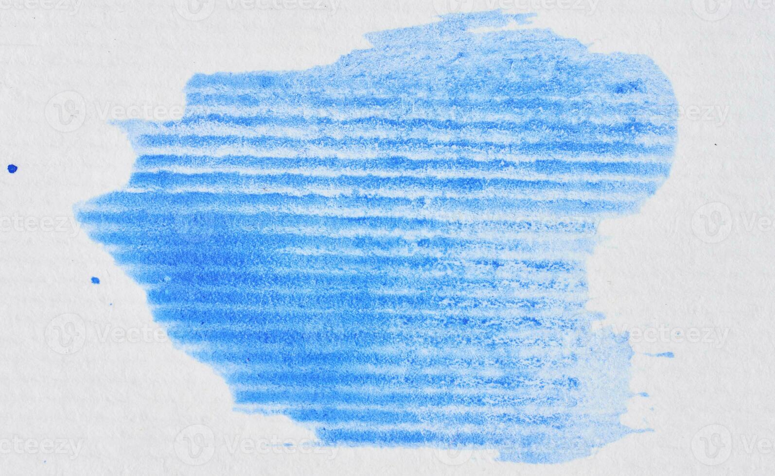 blå utplåna på en vit ark av papper foto