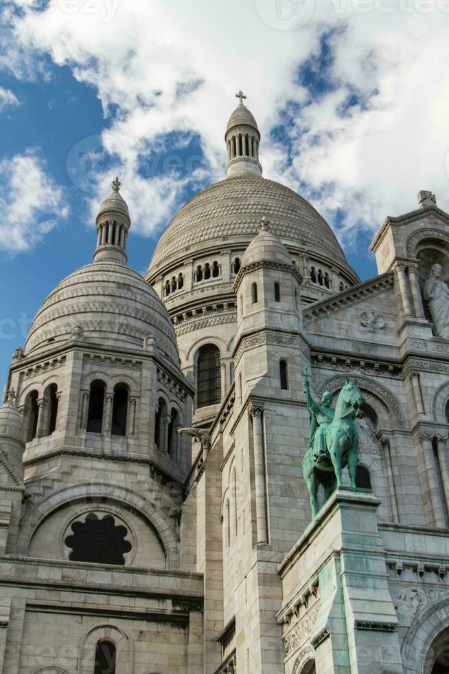 den yttre arkitekturen i sacre coeur, montmartre, paris, frankrike foto