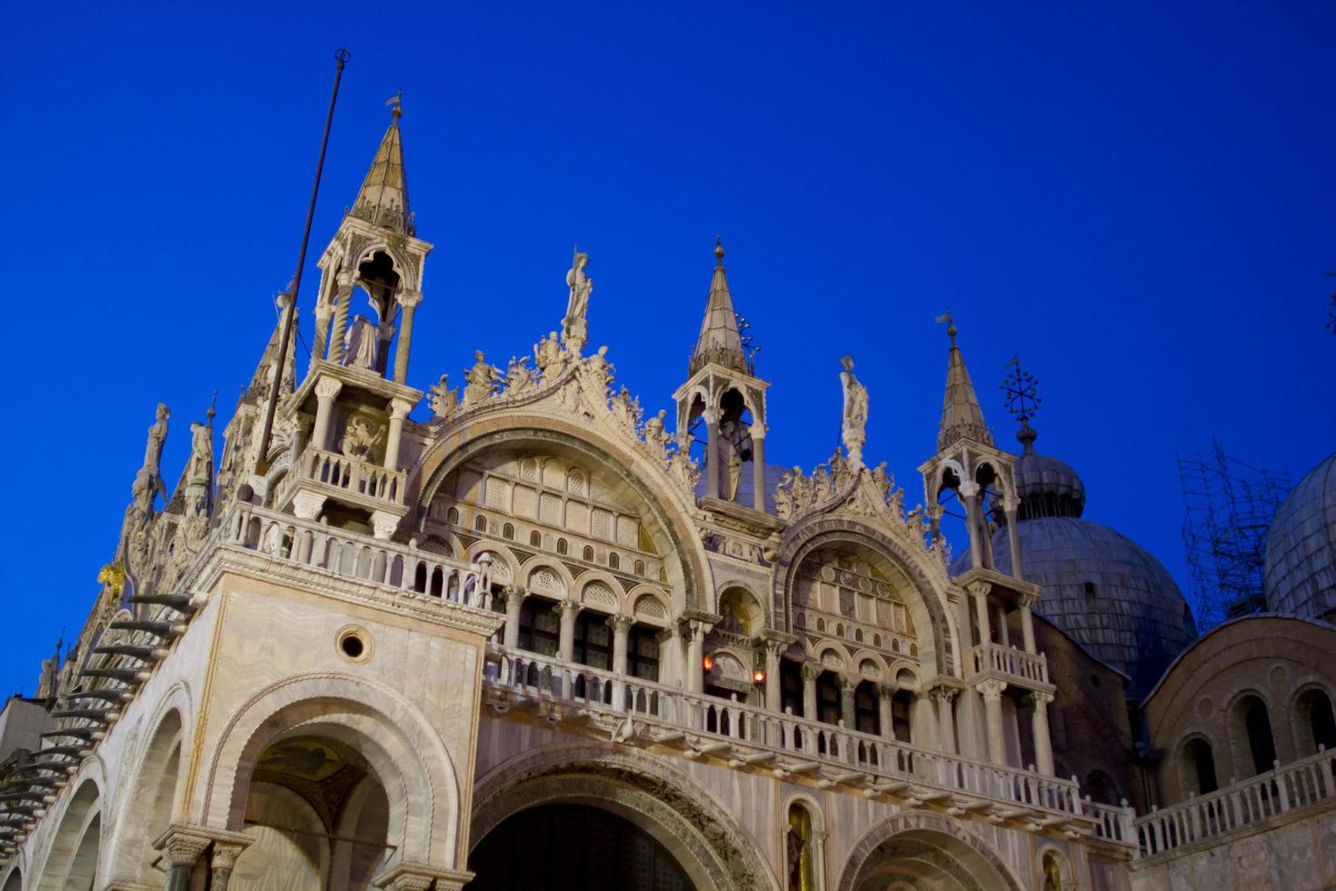 San Marco -katedralen, Venedig, Italien, nattvy foto