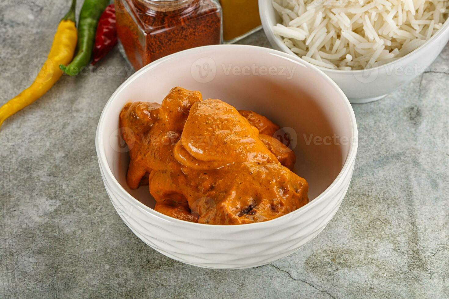 indisk kök - kyckling Smör masala foto