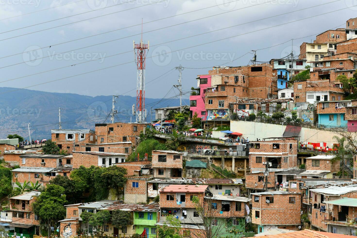 kommun 13 - medellin, colombia foto