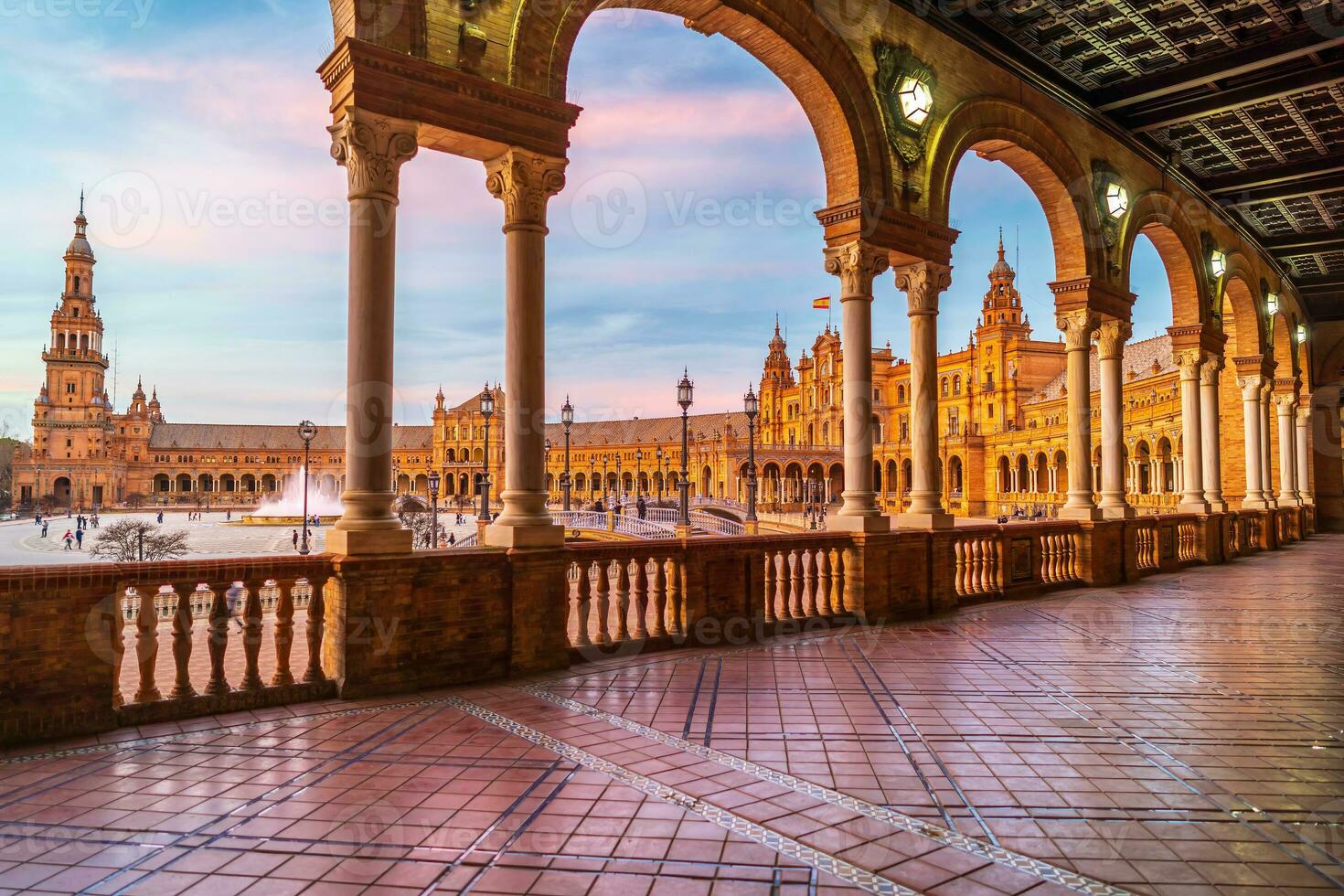 panorama- se av torg de espana i Sevilla, Spanien foto