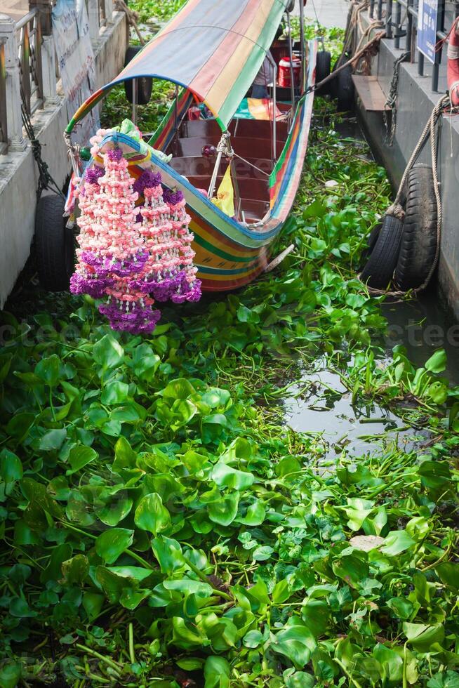 båt på chao phraya flod ,Bangkok, Thailand foto