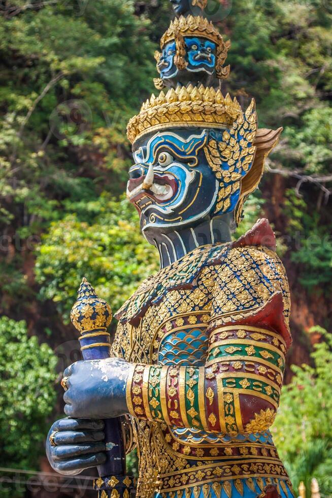 jätte tempel i thailand foto