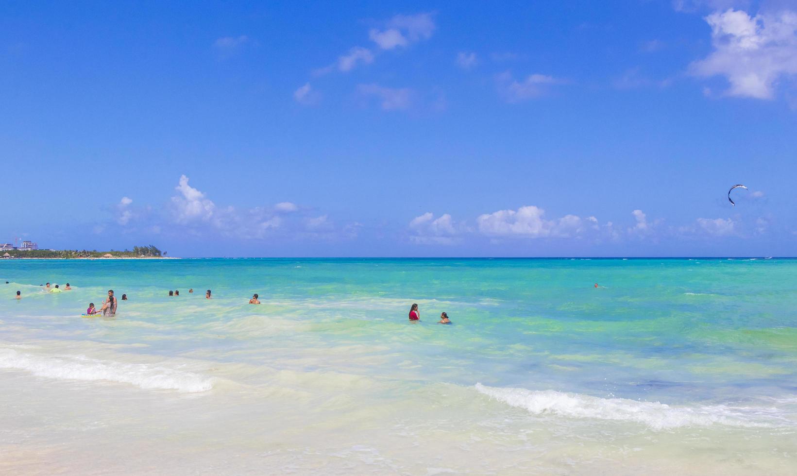 tropisk mexikansk strand 88 punkter esmeralda playa del carmen mexico. foto