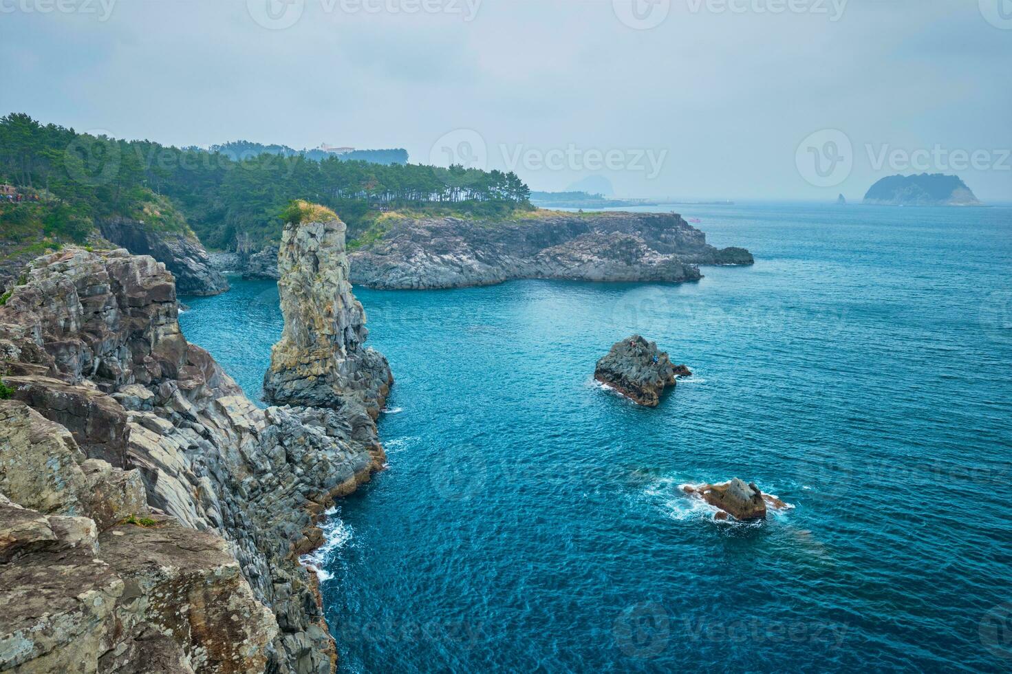 oedolgae sten, jeju ö, söder korea foto