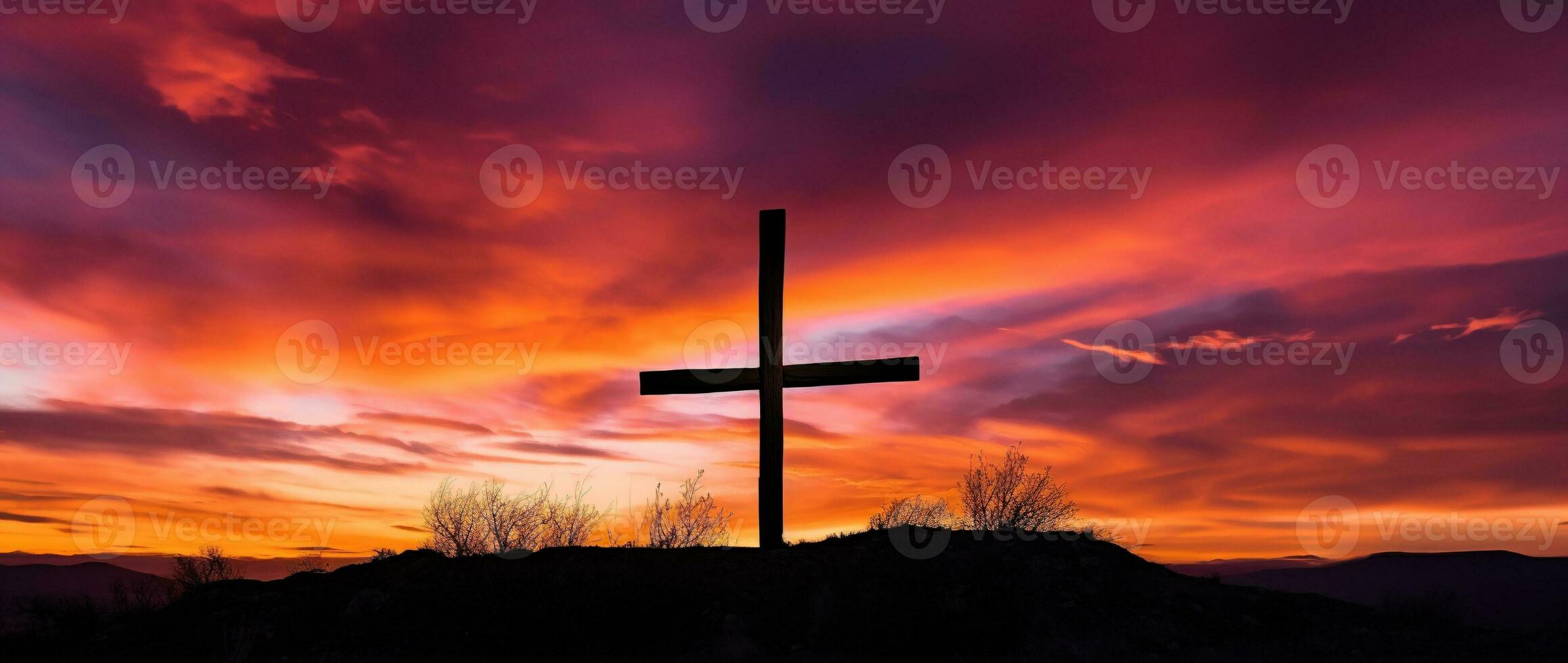 begrepp eller konceptuell trä korsa eller religion symbol form över en solnedgång himmel bakgrund baner ai genererad foto